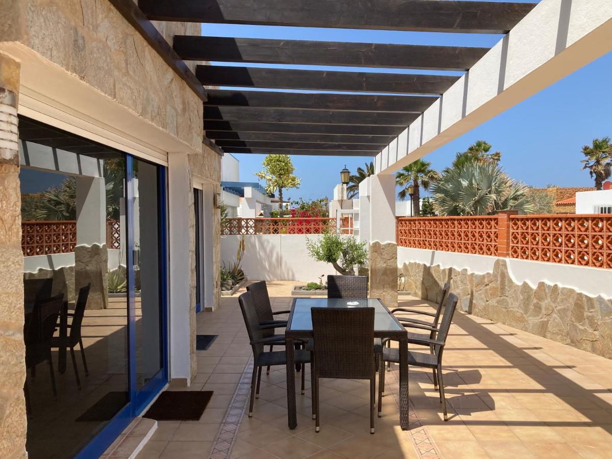 Beach House With The Heated Pool Next To Rocky Point コラレホ エクステリア 写真